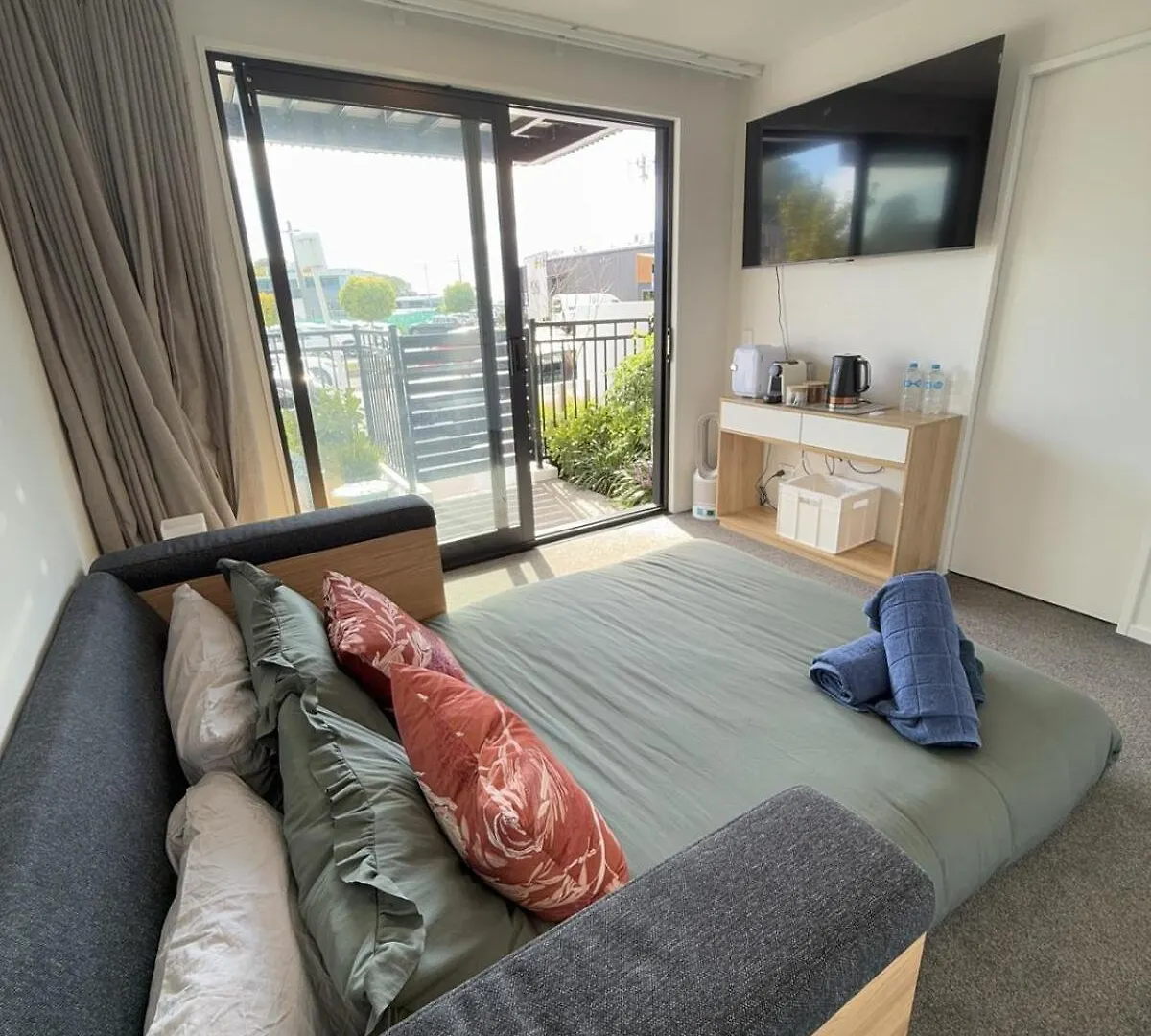 Convenient 1Bed Studio With Ensuite By Hagley Park Крайстчёрч