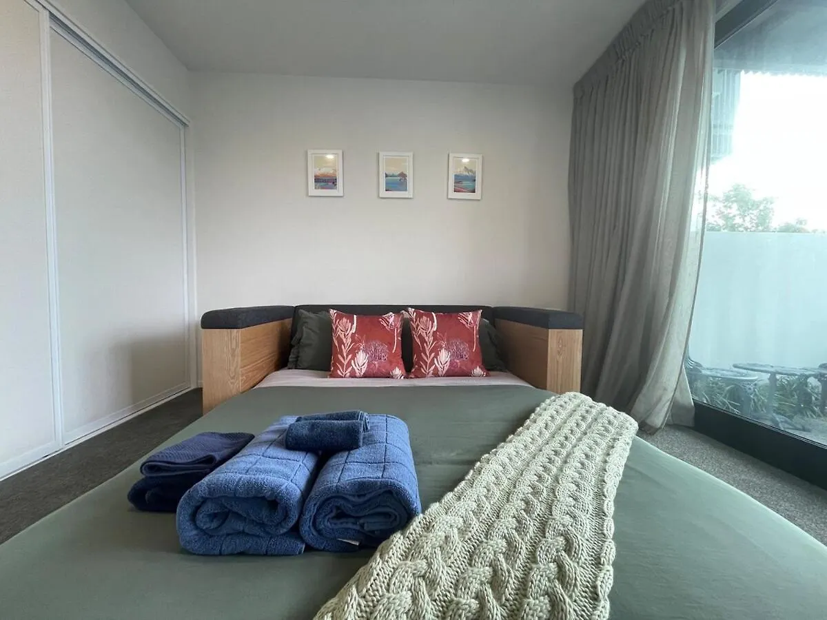 Convenient 1Bed Studio With Ensuite By Hagley Park Christchurch Apartmán
